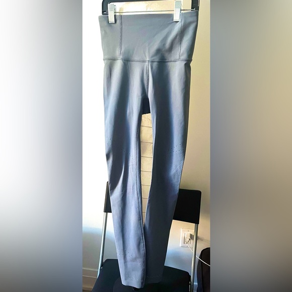 Lululemon Zoned In Tight 27" *SenseKnit Size 4 - Picture 4 of 9